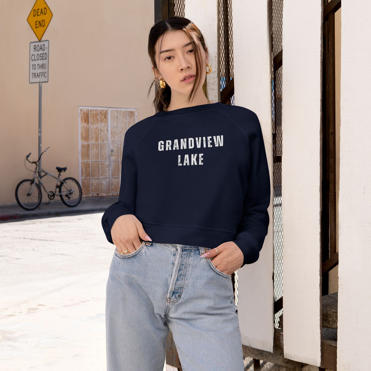 Grandview Lake Cropped Pullover — Minimal White Fleece for Women